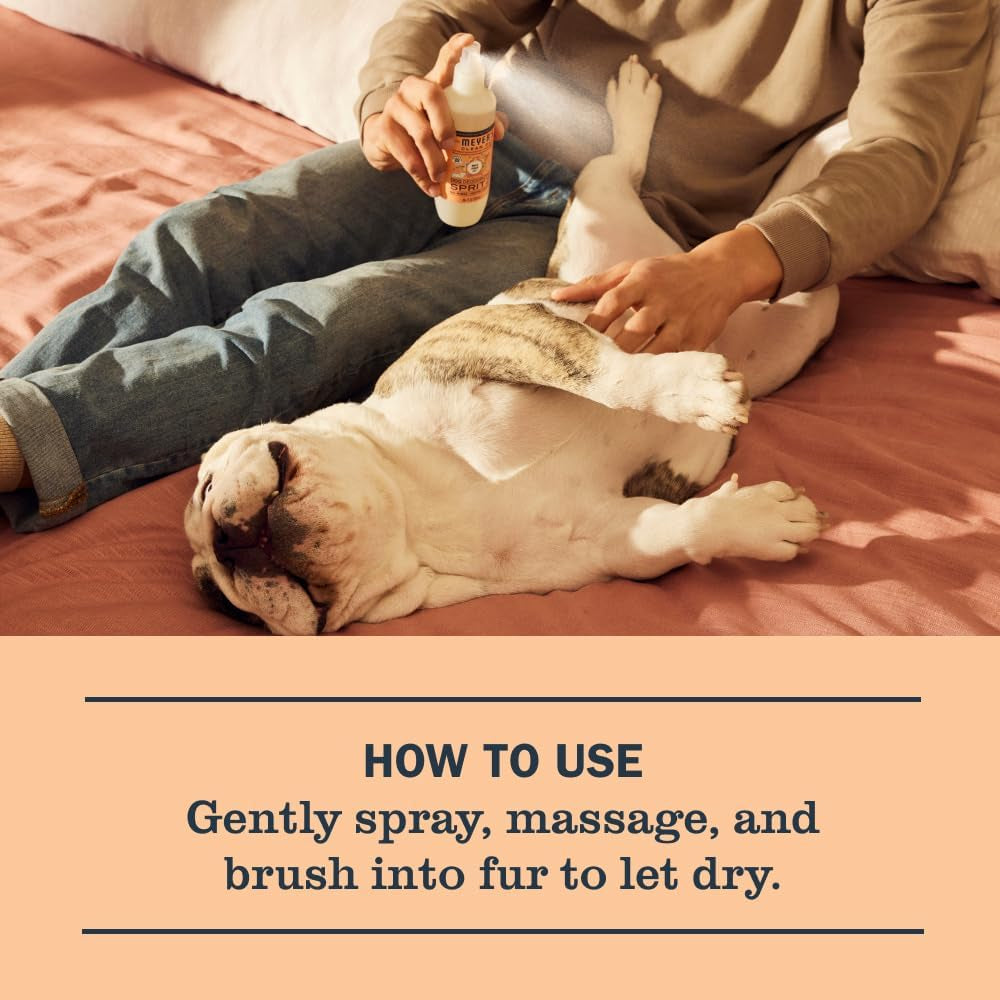 MRS. MEYER'S Clean Day Dog Deodorizing Spray, White Peach Scent, 8Oz